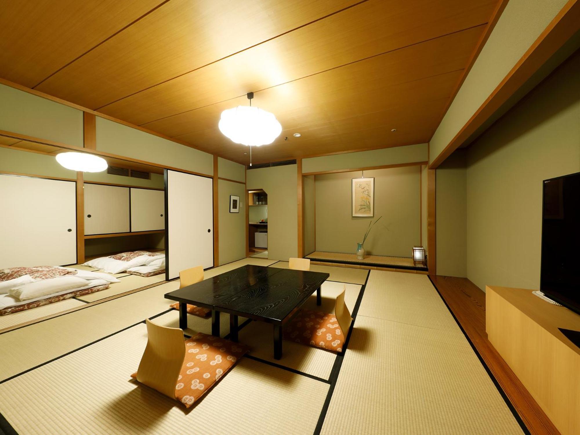 Premier Hotel -Tsubaki- Sapporo Exteriör bild A traditional Japanese room